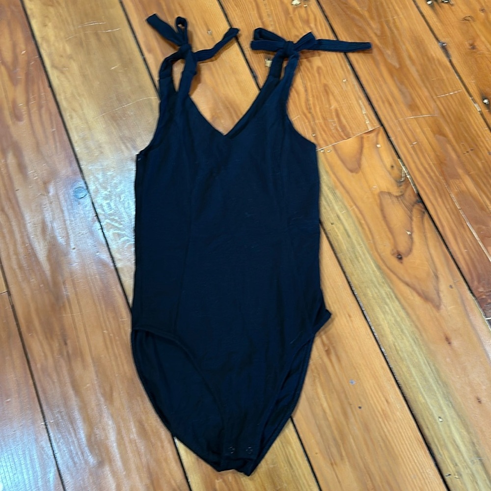 Old navy never worn ribbed bodysuit